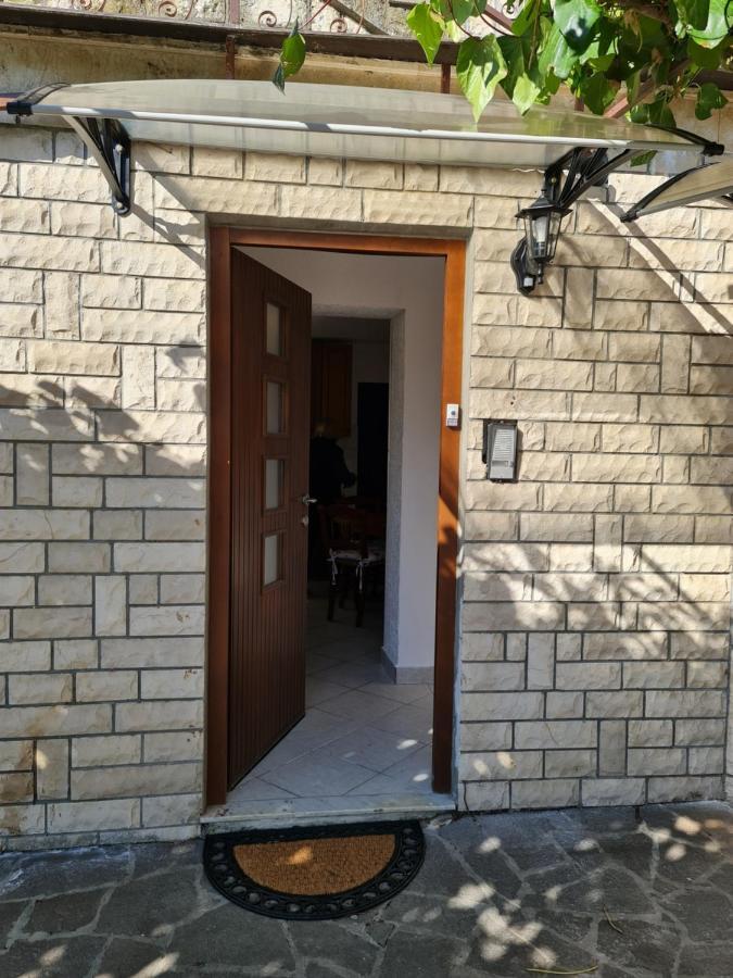 イゾラApartma Pinaアパートメント エクステリア 写真